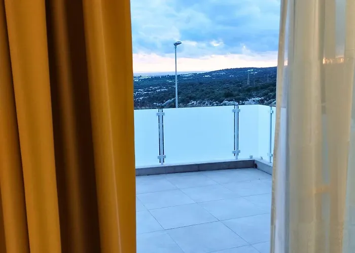 Garden Relax 3* إيسبيكا